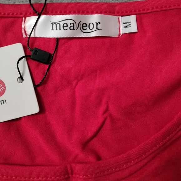 Women's sleeveless Various Hem Tunic Top Red Size Medium - Picture 4 of 5